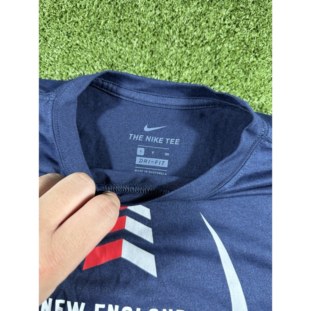 NWT Men's S Nike Dri-Fit Tee NFL New England Patriots Long Sleeve T-Shirt Blue - Picture 3 of 7
